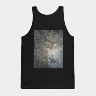 Weathered and cracked concrete wall Tank Top